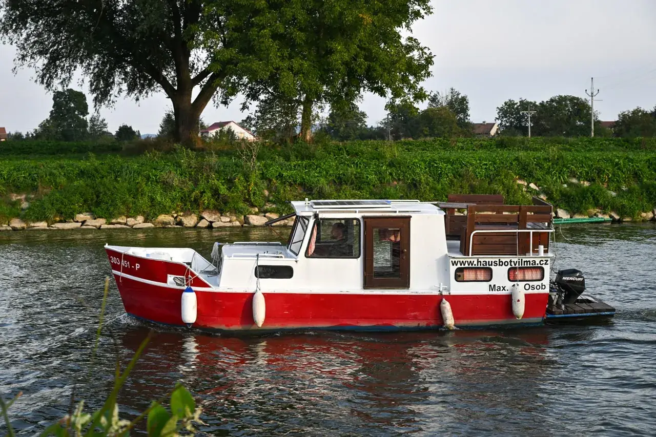 Kanálová loď Arthur